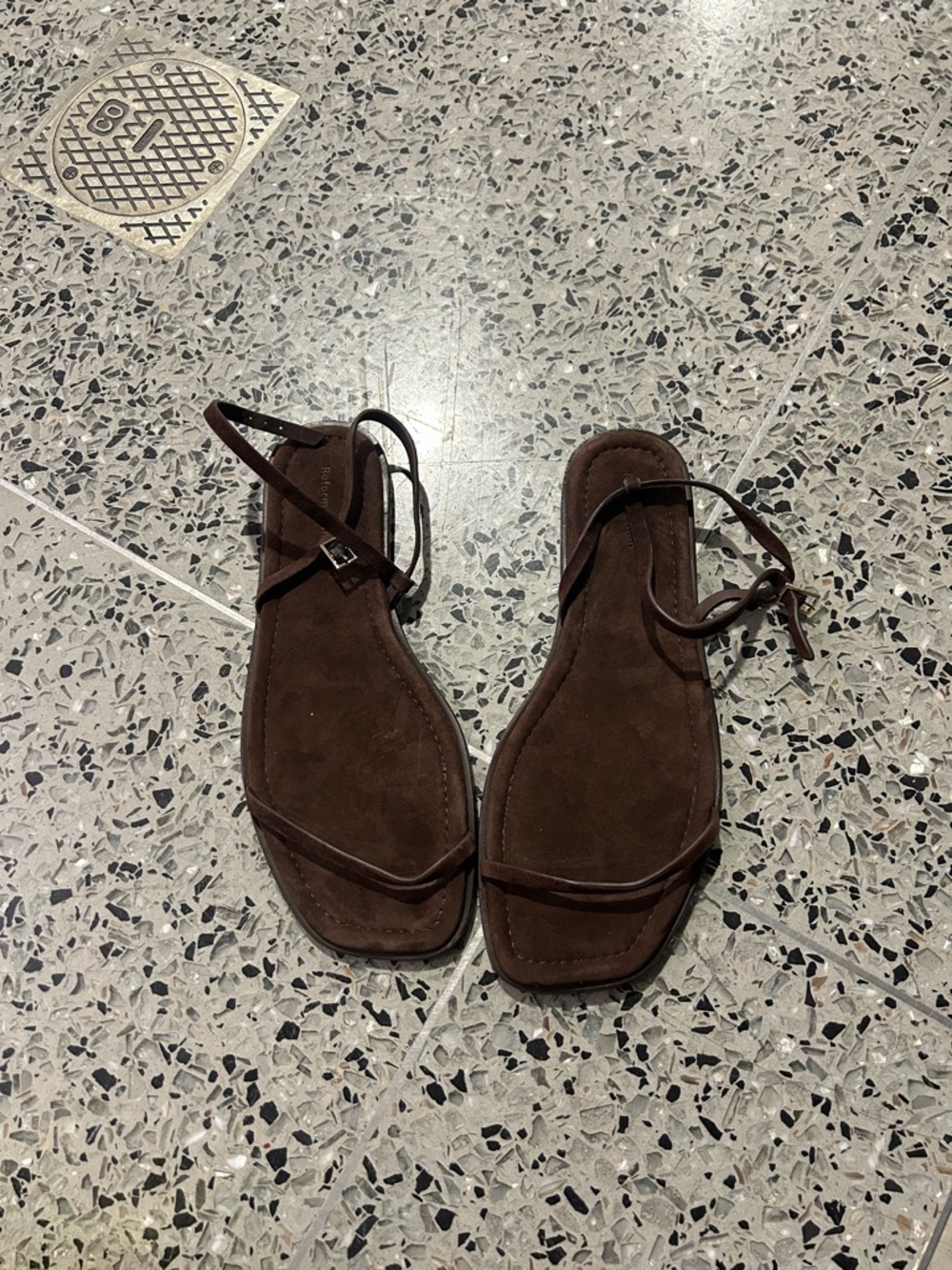 Reformation Lake Flat Sandals Brown Suede 9.5 - Picture 2 of 6